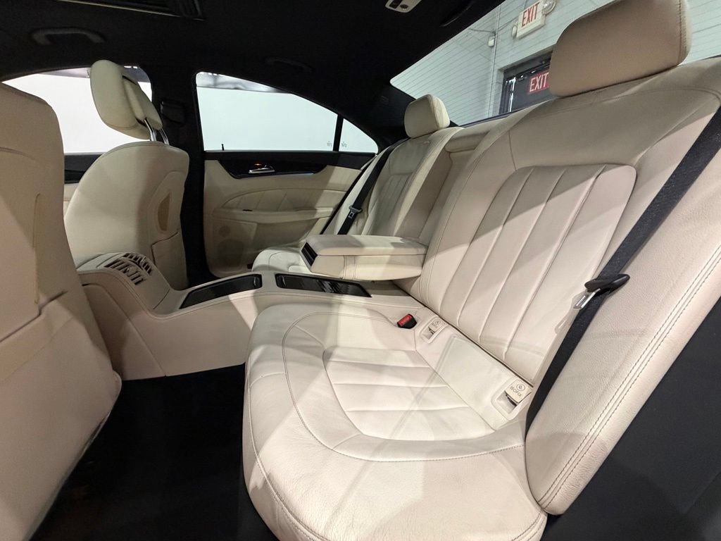 Used 2016 Mercedes-Benz CLS 400 image 30