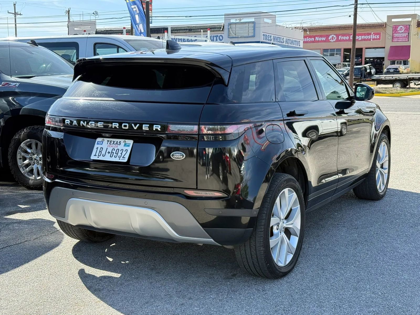 Used 2020 Land Rover Range Rover Evoque SE AWD/4WD image 4