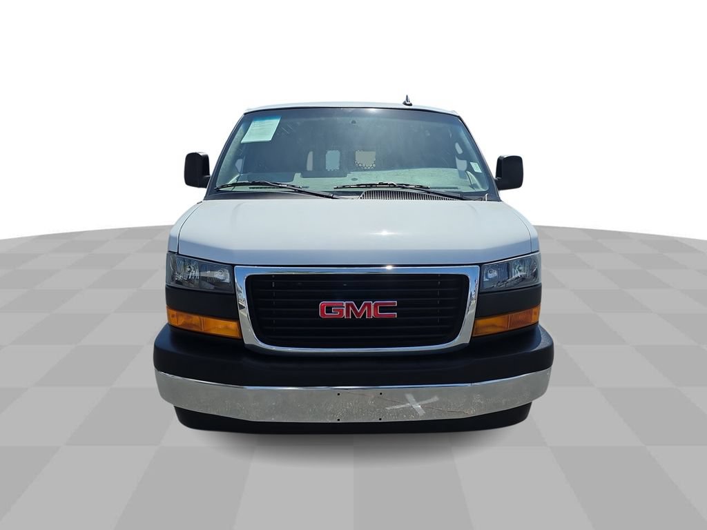 Used 2024 GMC Savana 2500 w/ Driver Convenience Package RWD image 3
