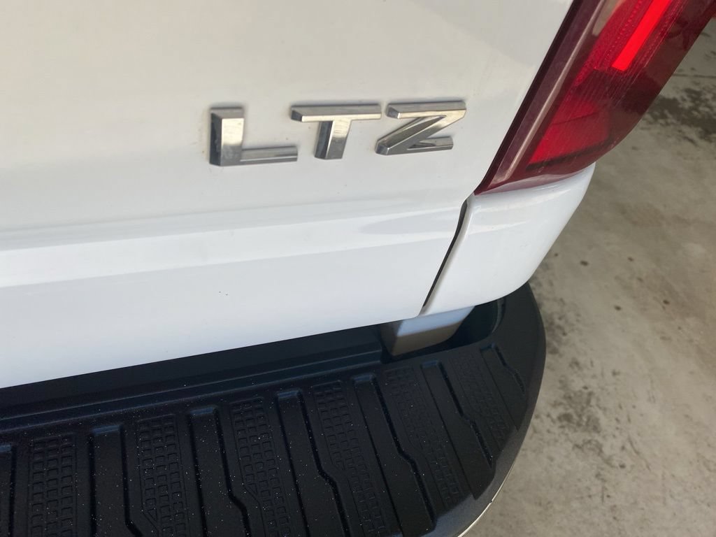 Used 2021 Chevrolet Silverado 3500 LTZ AWD/4WD image 18