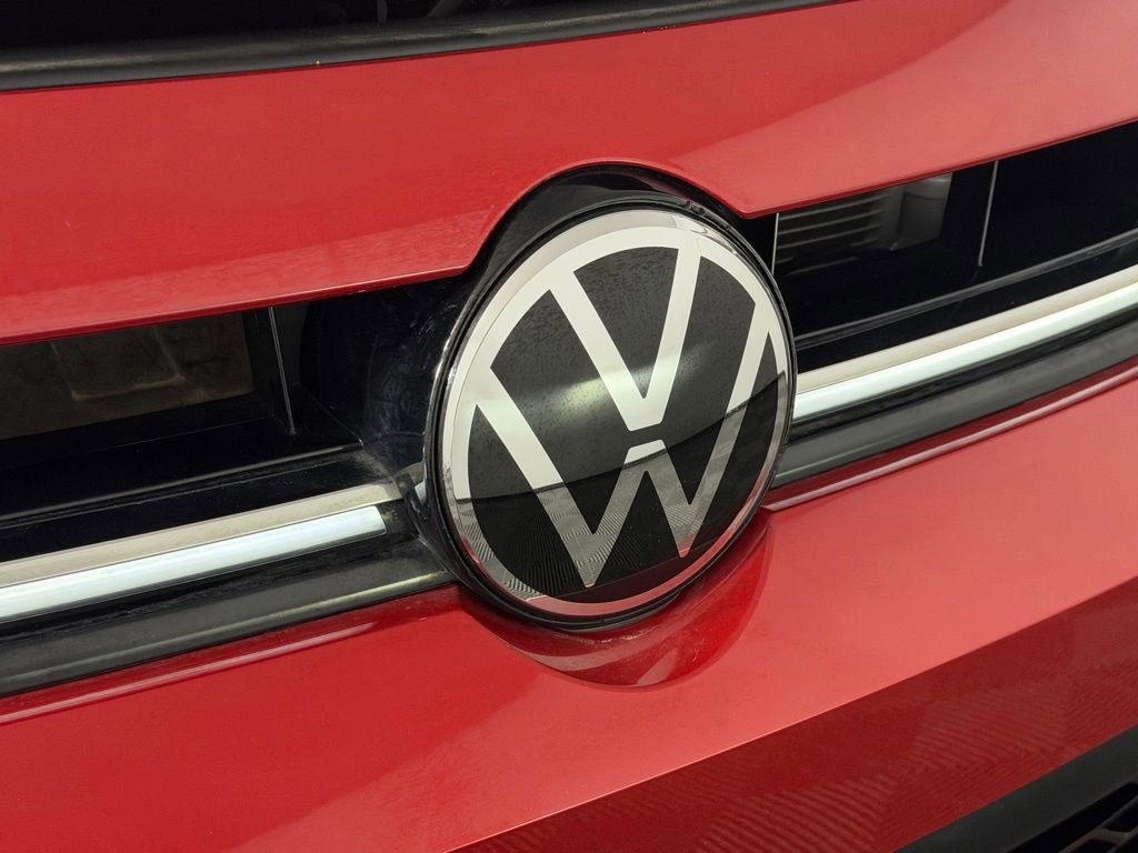 Used 2025 Volkswagen Jetta GLI Autobahn w/ GLI Black Package image 13