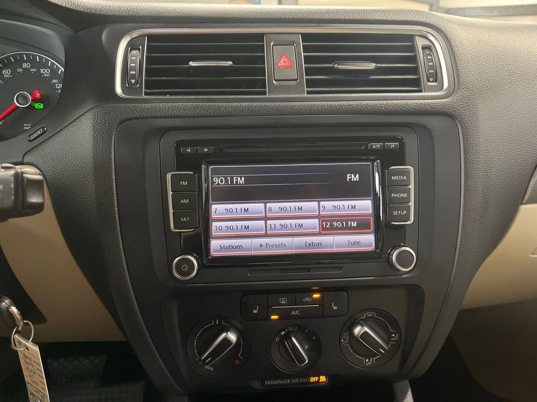 Used 2014 Volkswagen Jetta TDI FWD image 41