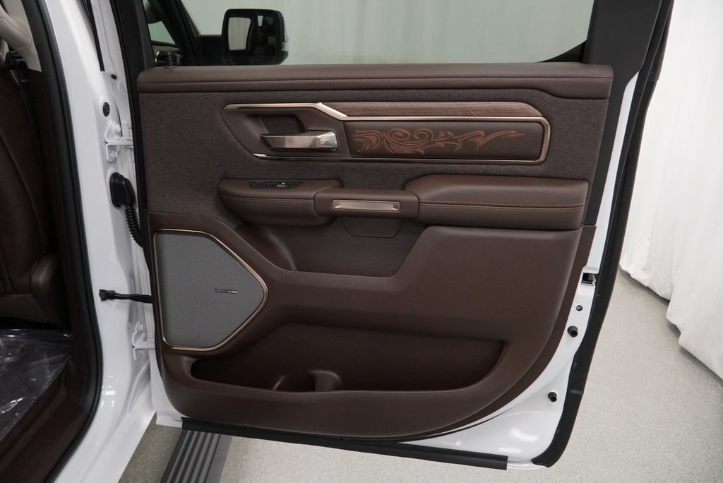 New 2027 RAM 1500 Limited w/ Bed Utility Group AWD/4WD image 34