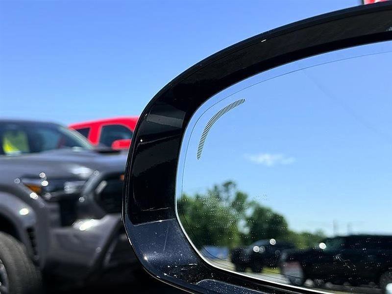 Used 2024 Volvo XC60 B5 Core w/ Protection Package Premier image 47