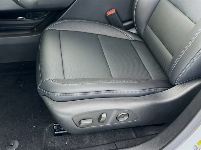 New 2026 Chevrolet Equinox EV LT AWD/4WD image 22