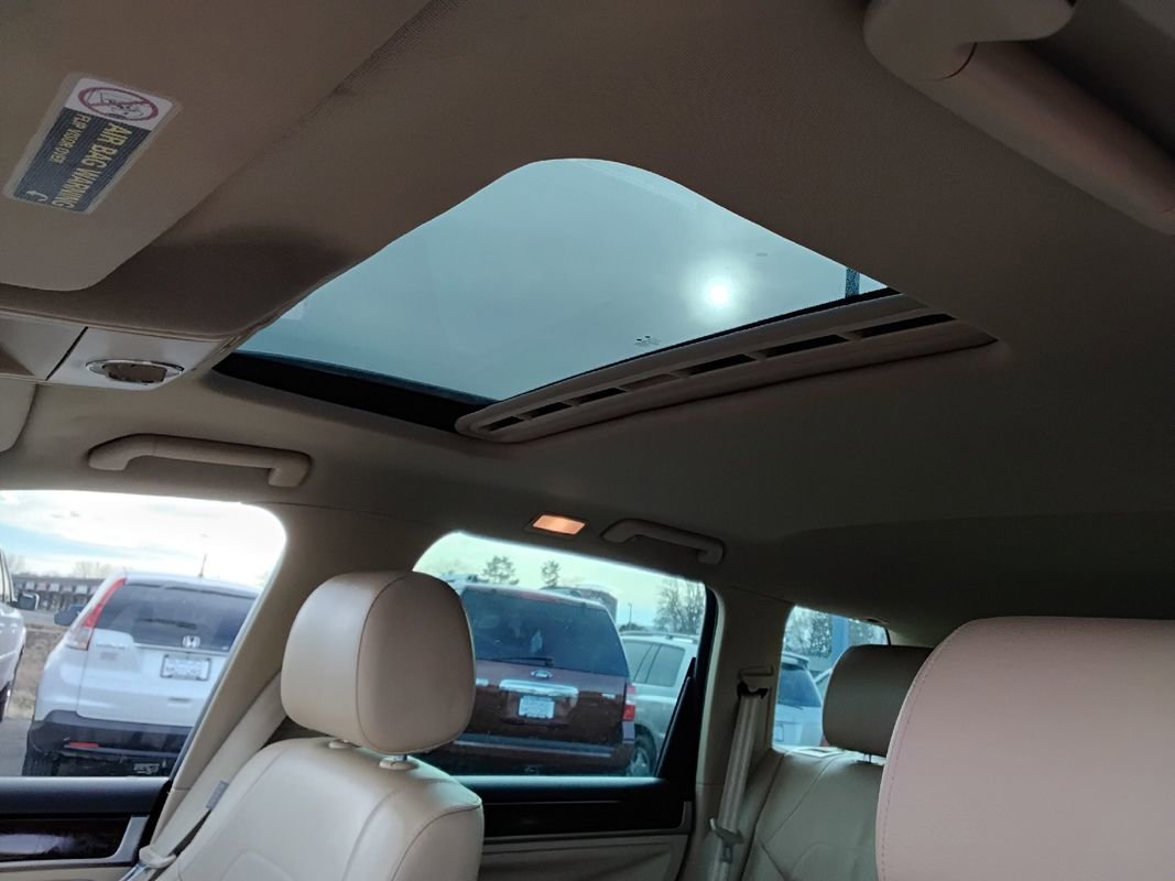 Used 2008 Volkswagen Touareg VR6 image 14