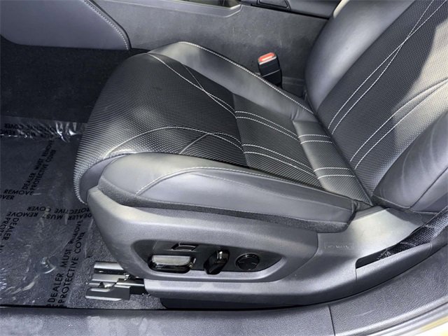 Used 2025 Lexus ES 350 Luxury w/ Technology Package image 3