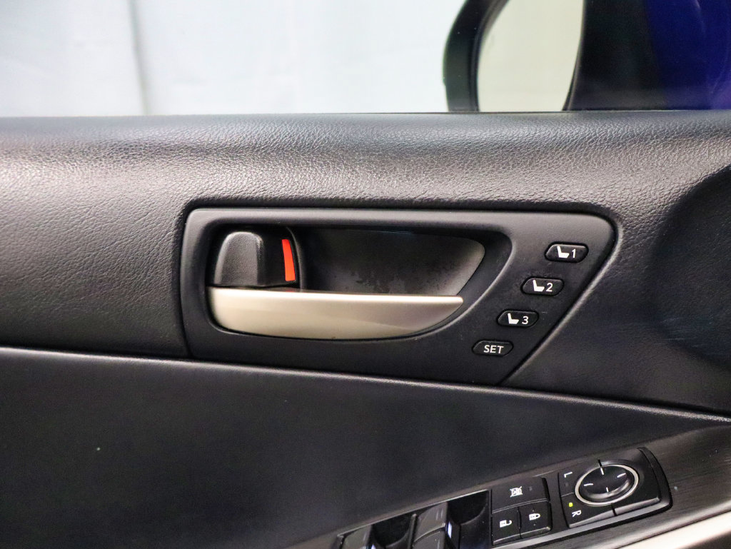 Used 2019 Lexus IS 350 F Sport AWD/4WD image 46