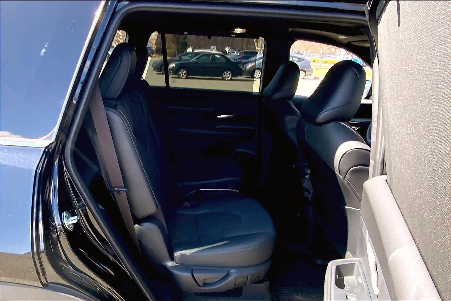 Used 2026 Toyota Grand Highlander AWD Hybrid image 20