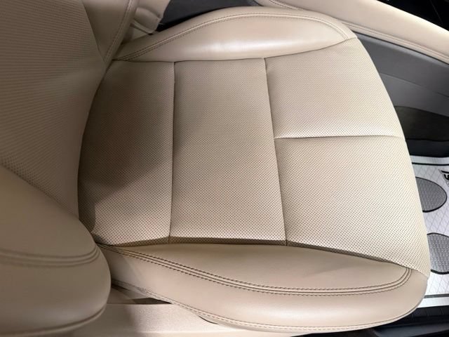 Used 2024 Lincoln Corsair AWD w/ Equipment Group 101A image 29