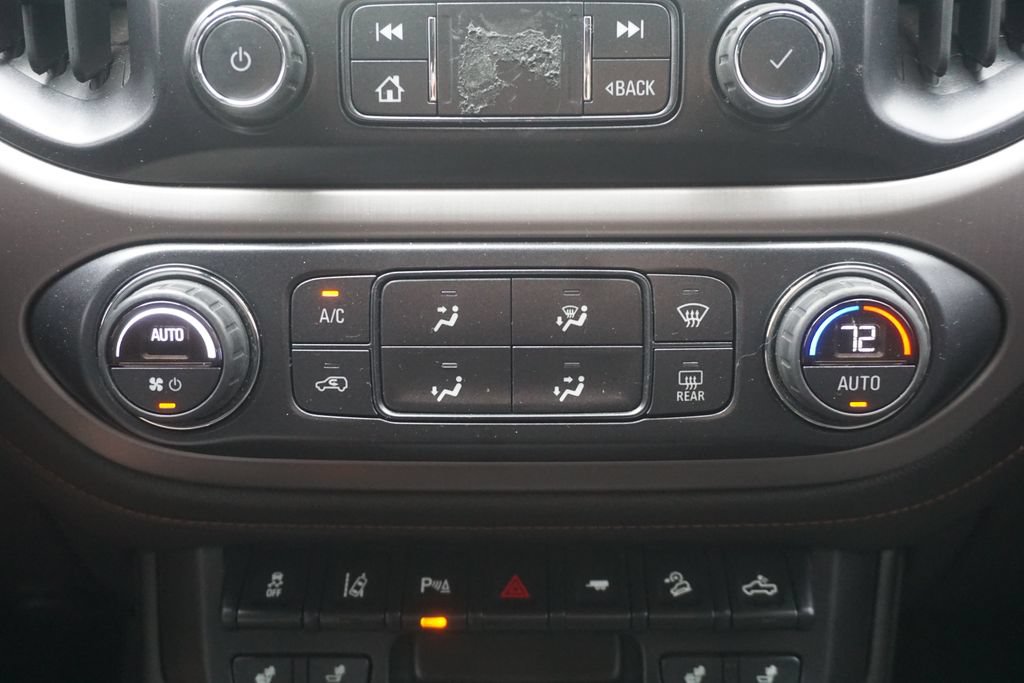 Used 2021 GMC Canyon AT4 w/ Driver Alert Package AWD/4WD image 13