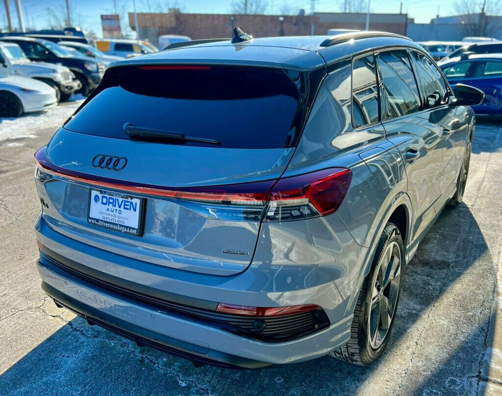 Used 2024 Audi Q4 e-tron Premium Plus w/ Premium Plus image 33