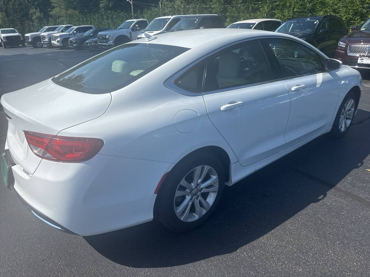 Used 2017 Chrysler 200 Limited Platinum FWD image 8