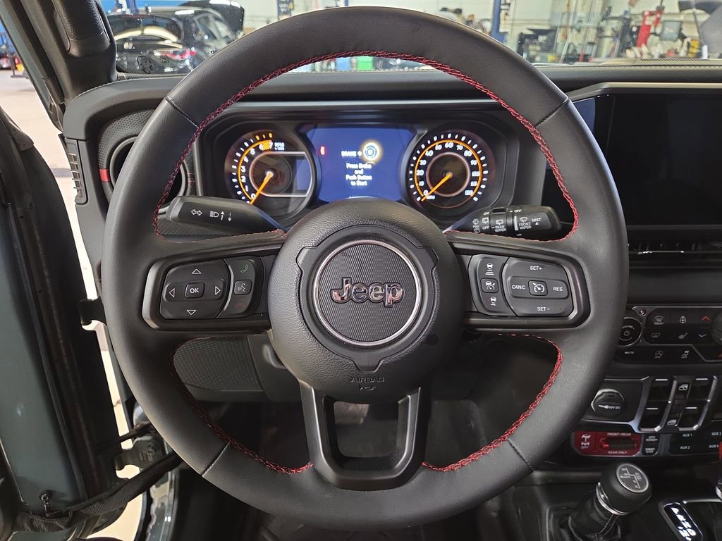 Used 2024 Jeep Wrangler Unlimited Rubicon image 14