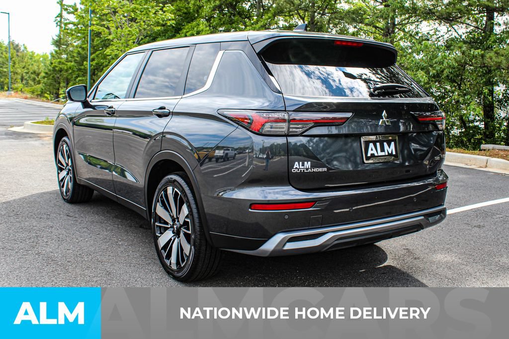 Used 2025 Mitsubishi Outlander SE FWD image 5