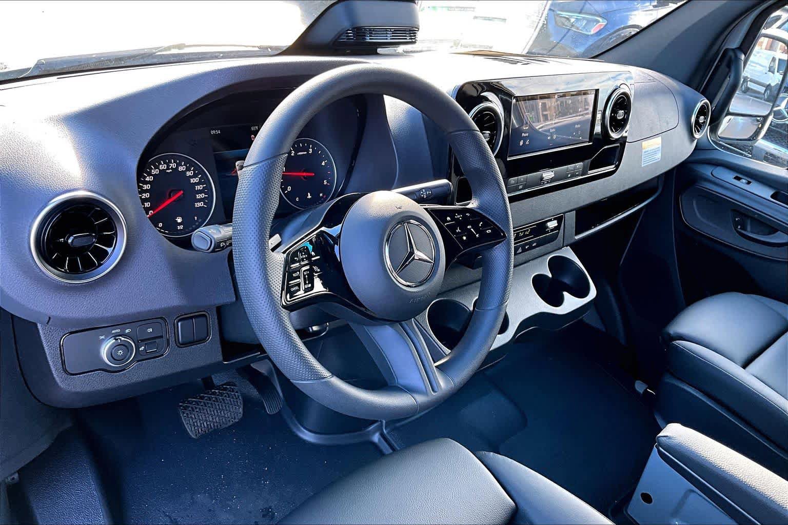 New 2026 Mercedes-Benz Sprinter 2500 image 8