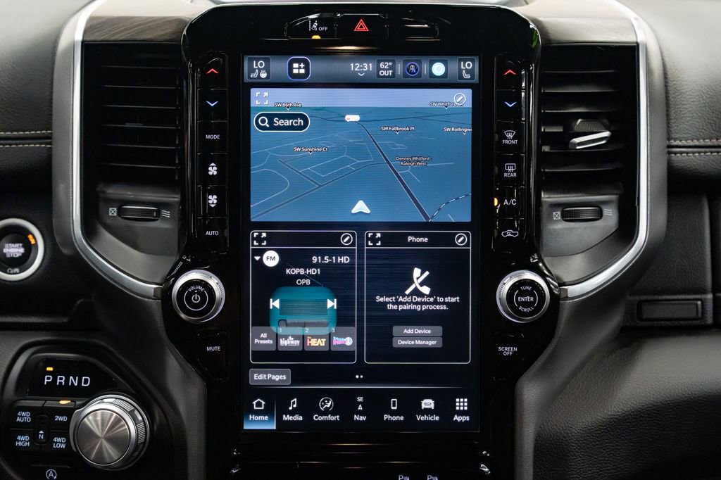 Used 2025 RAM 1500 Laramie image 14