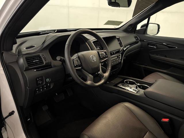 Used 2024 Honda Ridgeline Black Edition image 4