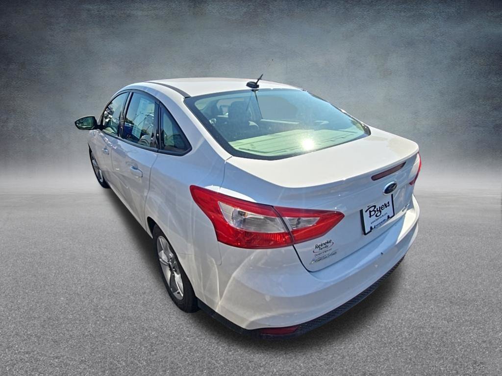 Used 2014 Ford Focus SE FWD image 5