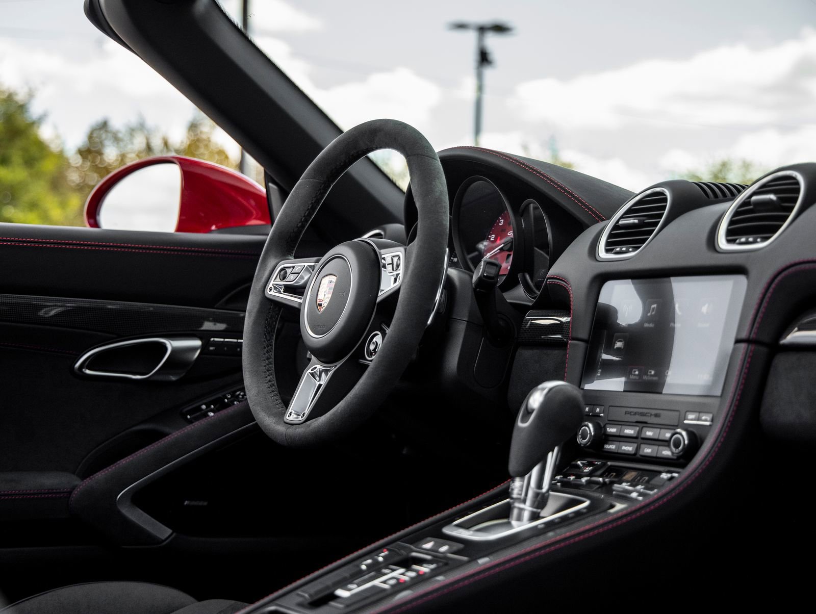 Certified 2025 Porsche 718 Boxster GTS image 38