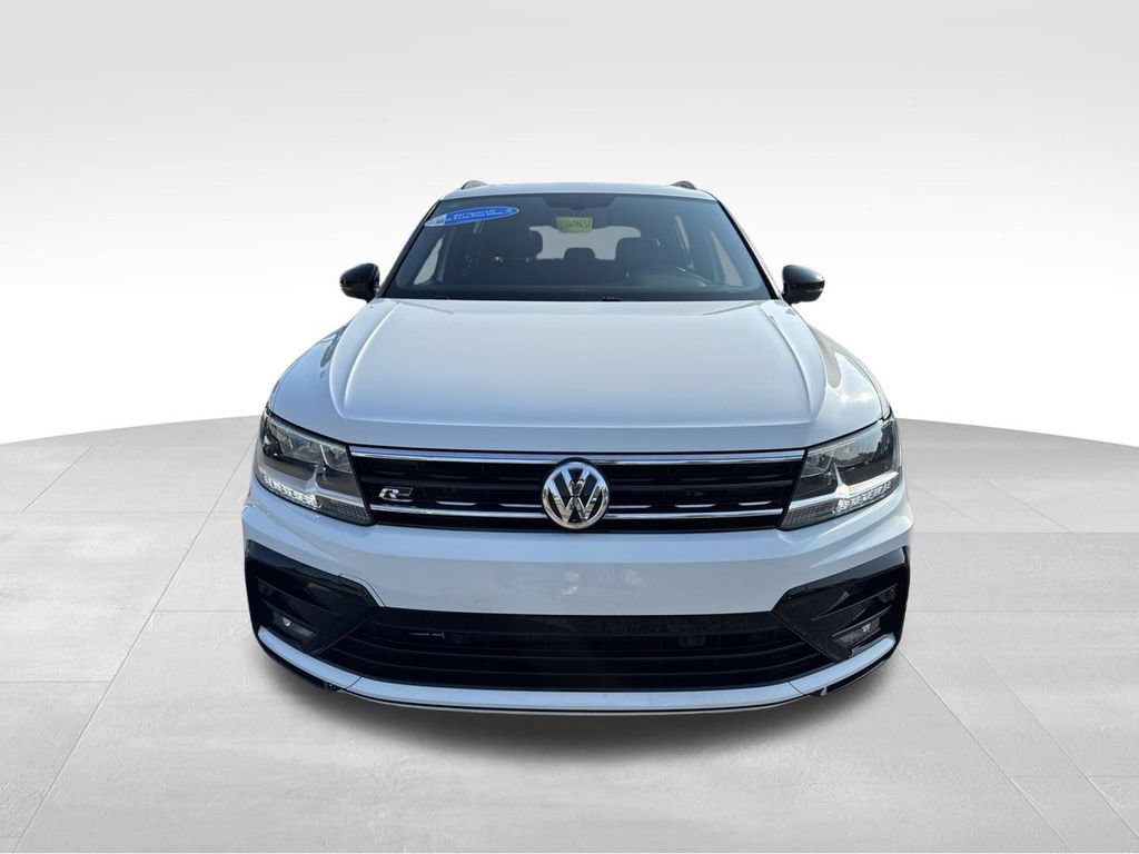 Used 2021 Volkswagen Tiguan SE R-Line AWD/4WD image 3