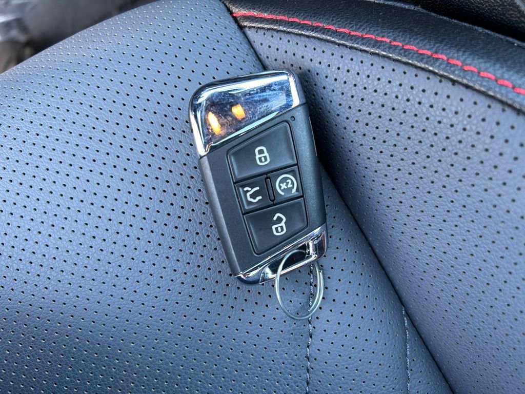 Used 2026 Volkswagen Jetta GLI Autobahn FWD image 31