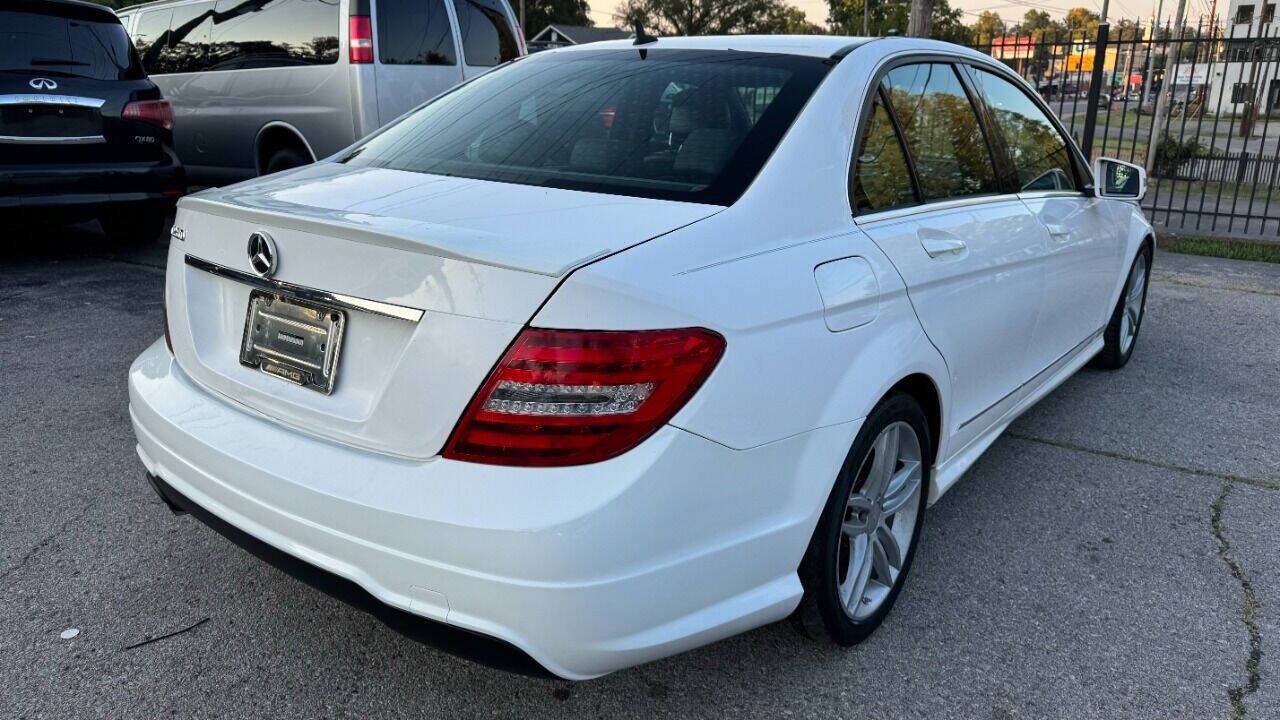 Used 2013 Mercedes-Benz C 250 Sedan image 8