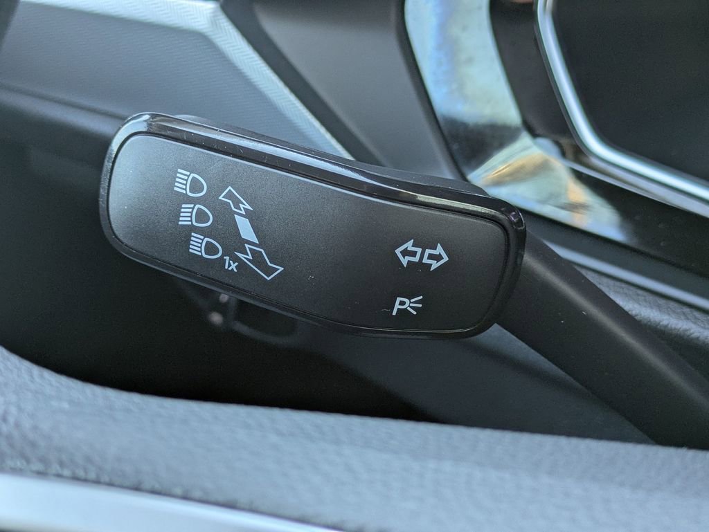 Used 2022 Volkswagen Jetta S image 23