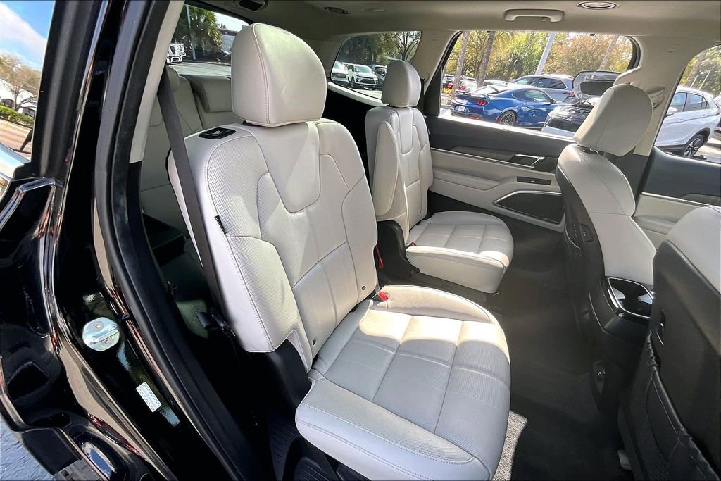 Used 2023 Kia Telluride SX AWD/4WD image 23