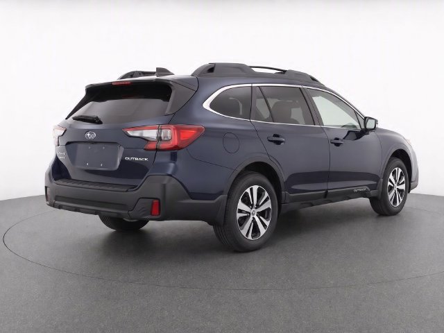 Used 2018 Subaru Outback 2.5i Limited w/ Popular Package #2 AWD/4WD image 3