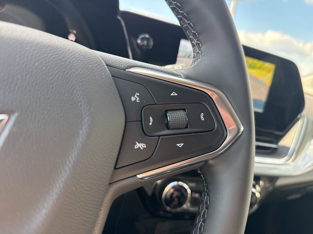 New 2026 Chevrolet Trax LT FWD image 16