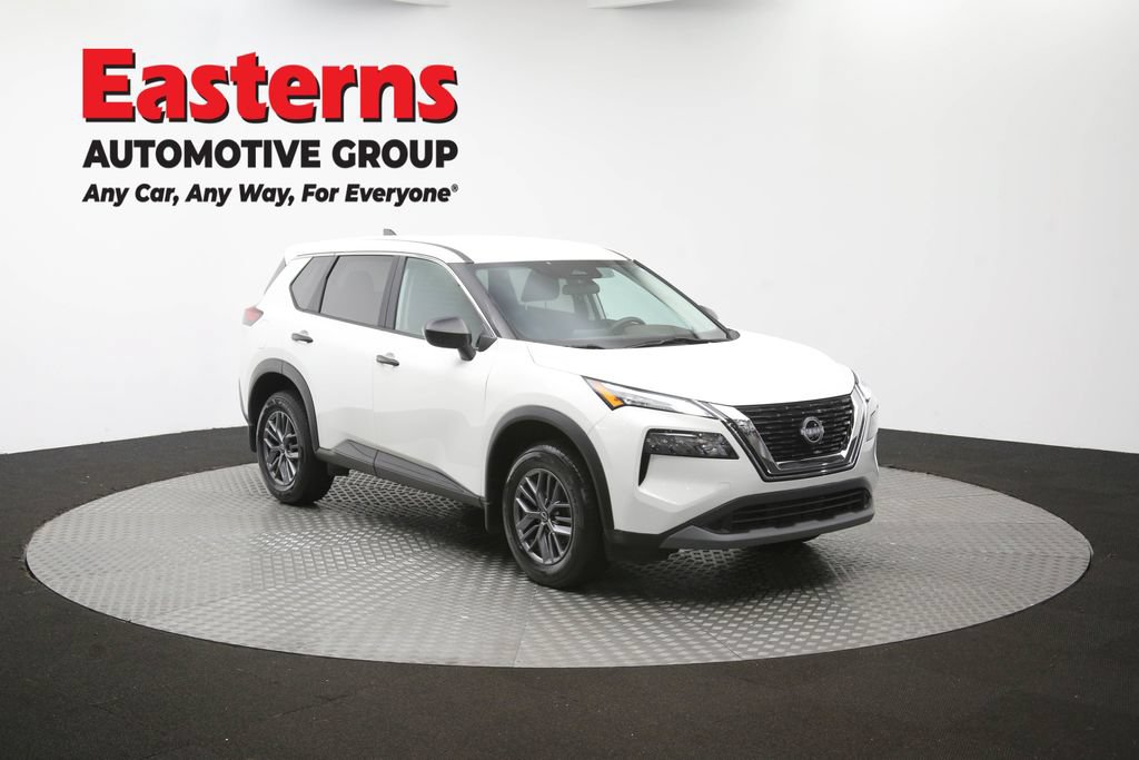 Used 2023 Nissan Rogue S AWD/4WD image 50