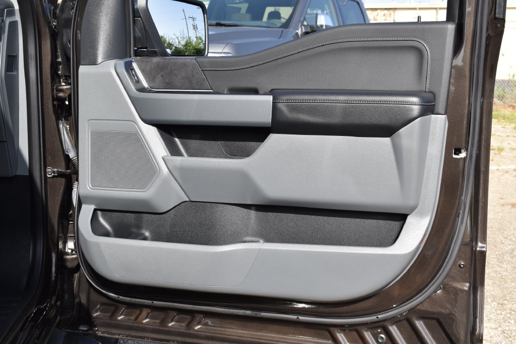 Certified 2024 Ford F150 XLT w/ Equipment Group 302A MID AWD/4WD image 33