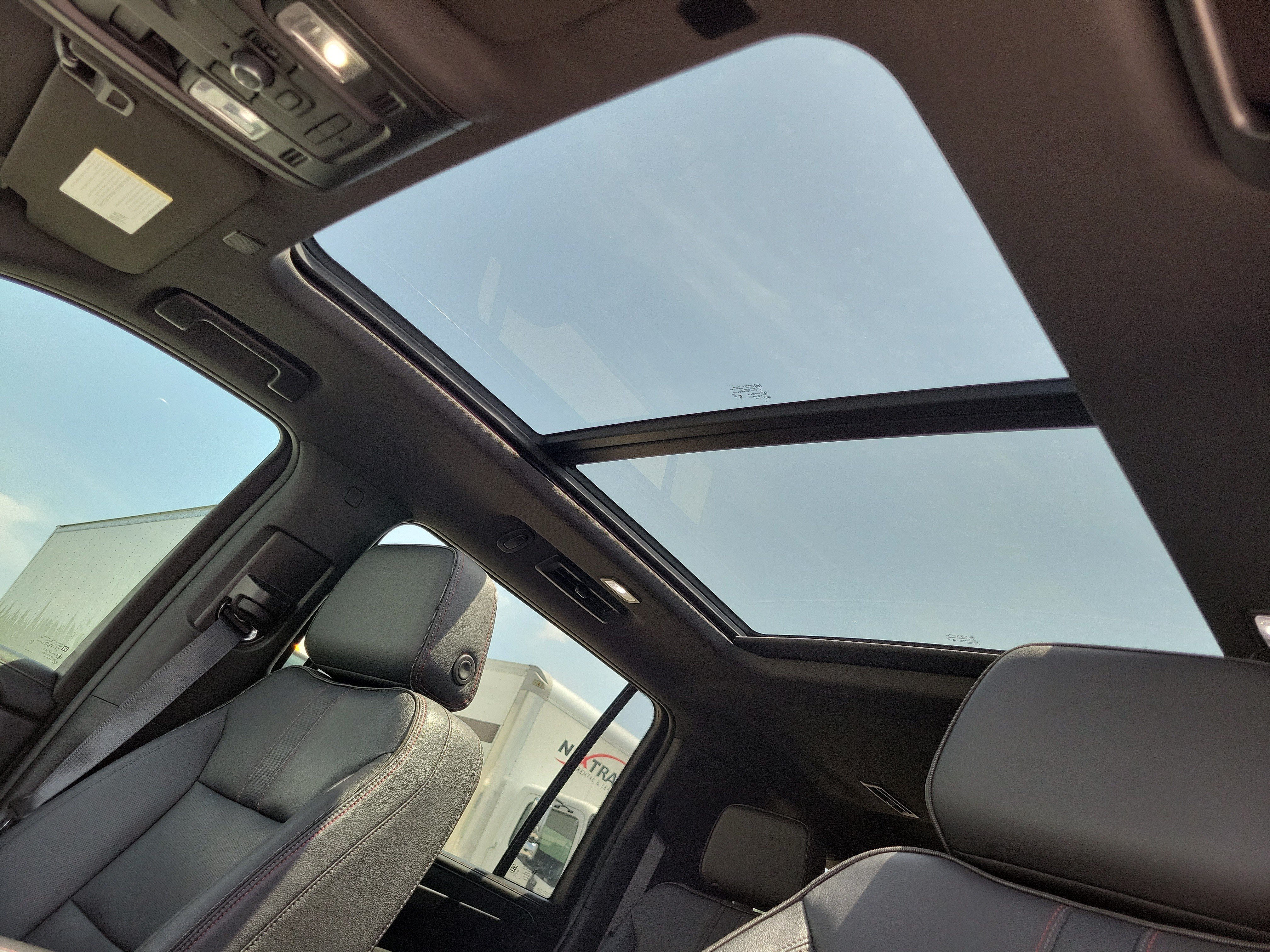 Used 2023 Chevrolet Suburban RST w/ Luxury Package RWD image 26