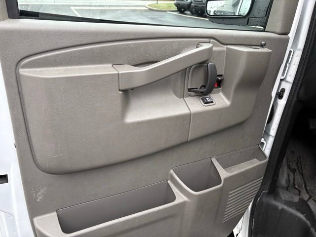 Used 2024 Chevrolet Express 2500 w/ Driver Convenience Package image 13