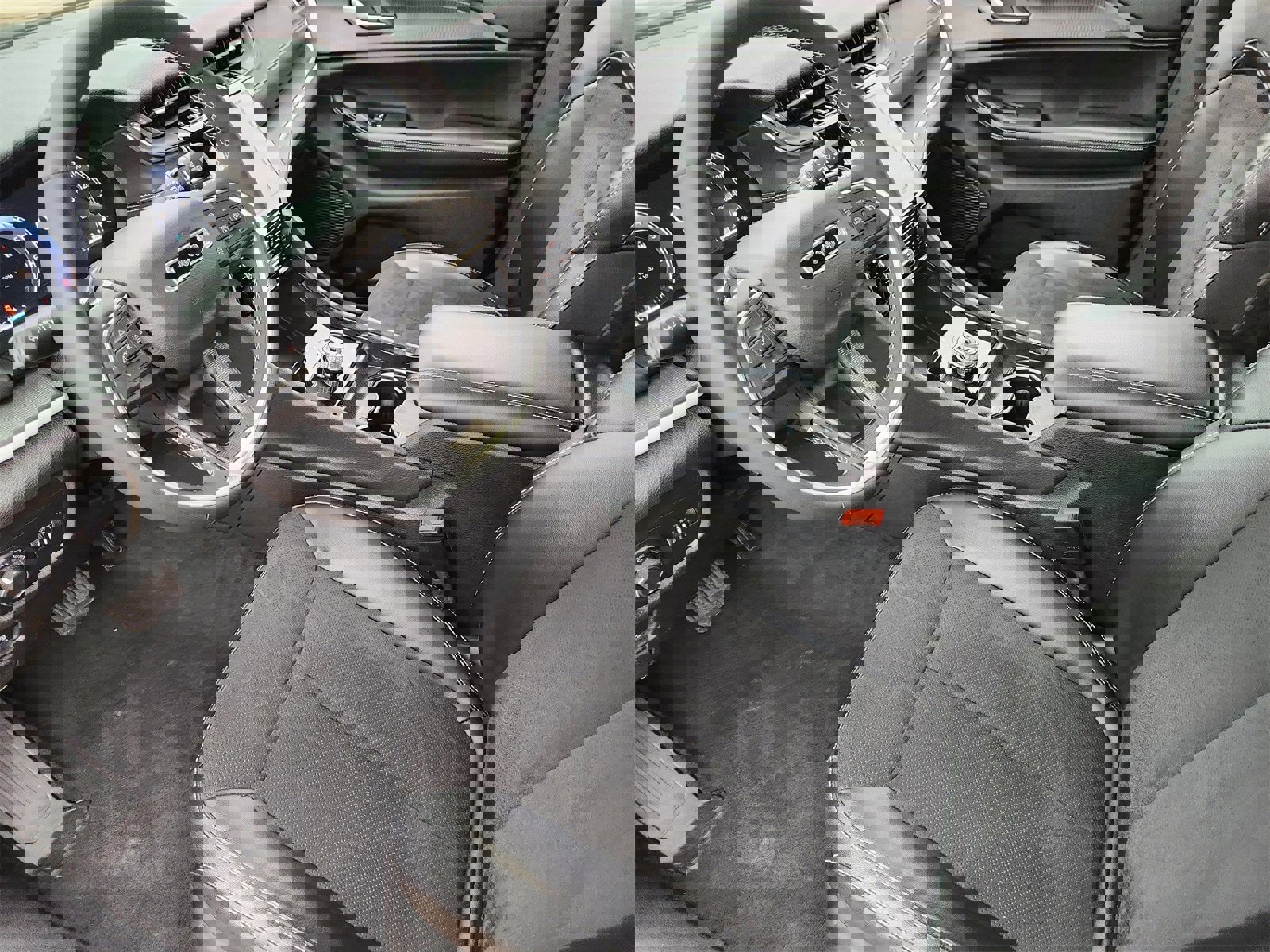 Certified 2024 Jeep Grand Cherokee L Laredo image 17