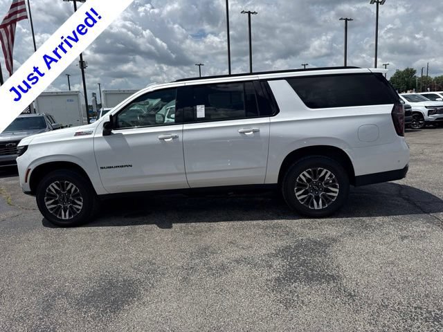 Used 2025 Chevrolet Suburban Z71 AWD/4WD image 6