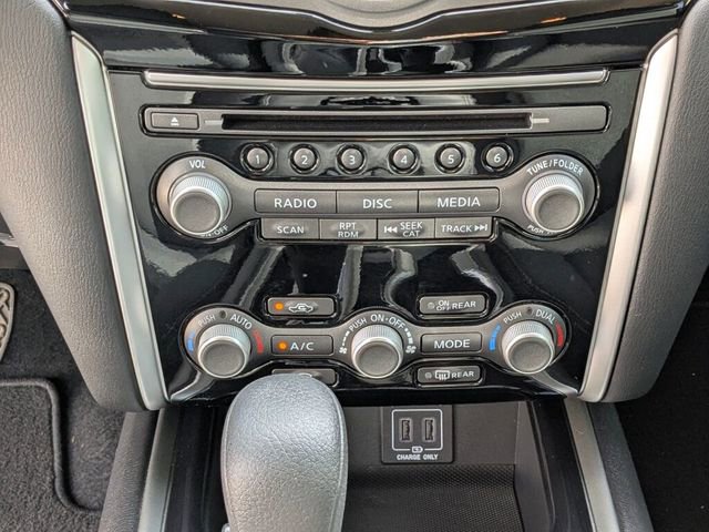 Used 2018 Nissan Pathfinder S image 17