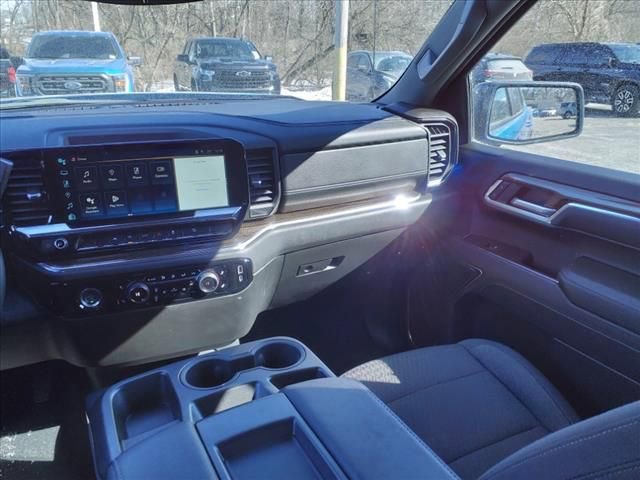 Used 2024 Chevrolet Silverado 1500 RST image 23