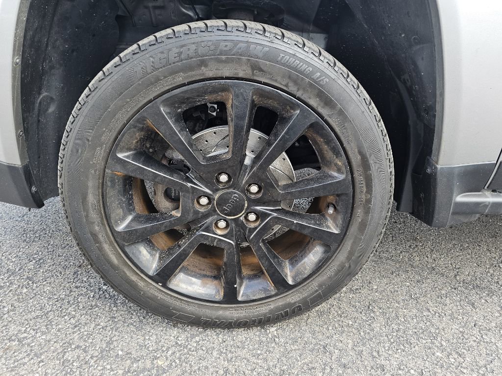 Used 2015 Jeep Compass Sport w/ Power Value Group image 21