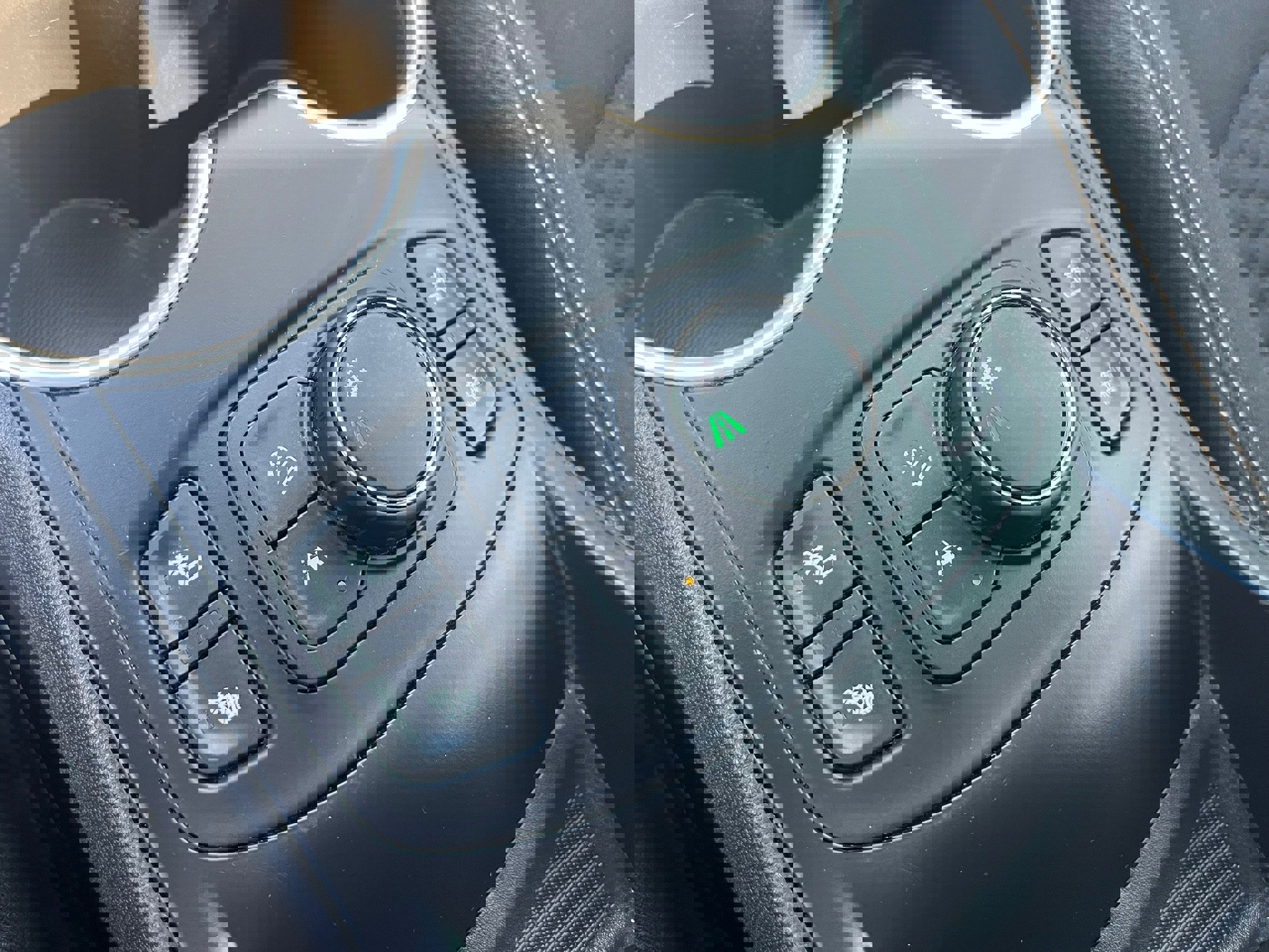 Used 2021 GMC Terrain SLE w/ Driver Convenience Package image 30