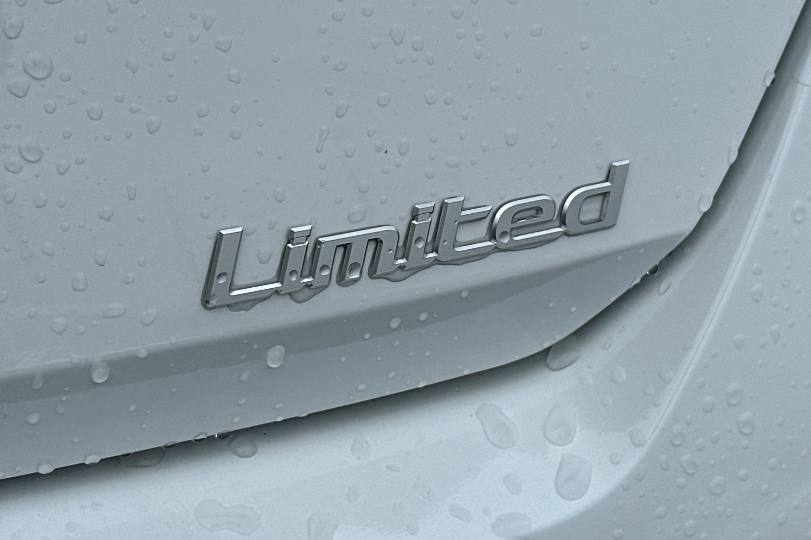 New 2026 Hyundai Elantra Limited FWD image 26
