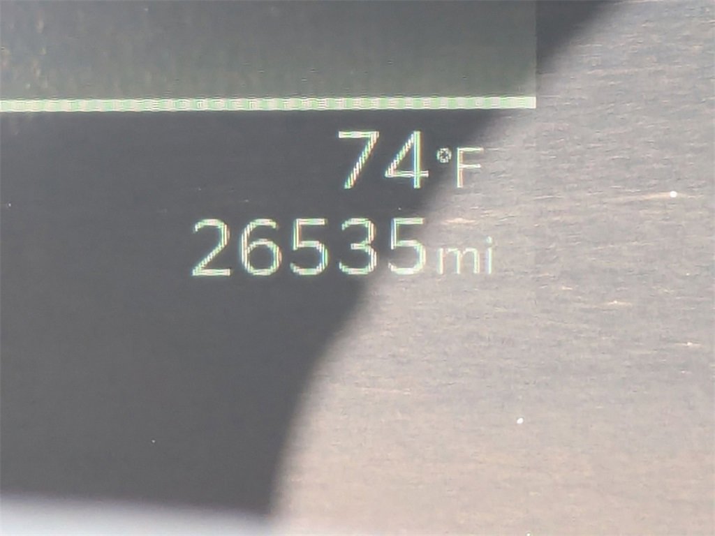 Used 2025 Kia Carnival image 16