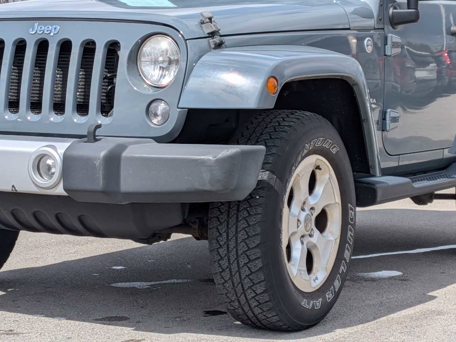 Used 2014 Jeep Wrangler Sahara w/ Dual Top Group AWD/4WD image 10