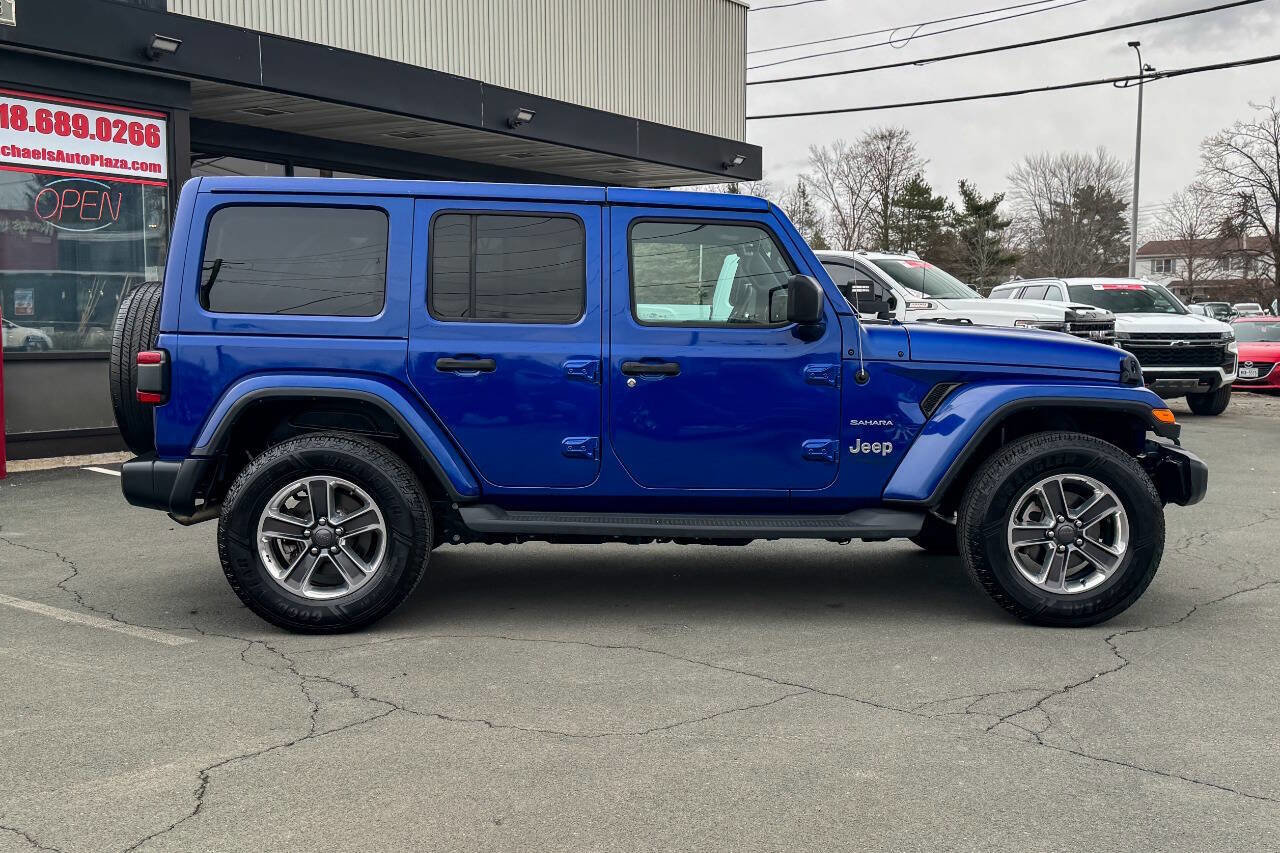 Used 2018 Jeep Wrangler Unlimited Sahara w/ Dual Top Group image 3