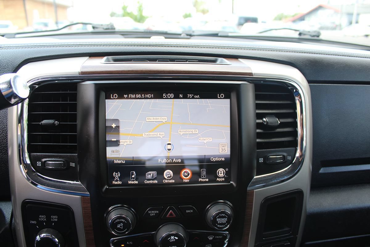 Used 2015 RAM 2500 Laramie AWD/4WD image 29