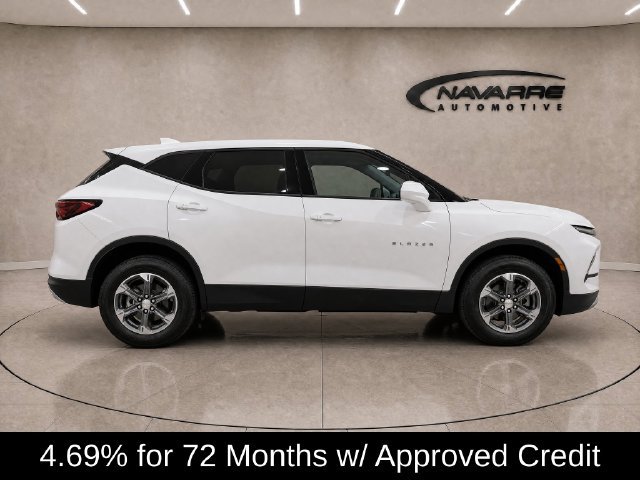 Used 2025 Chevrolet Blazer LT AWD/4WD image 8