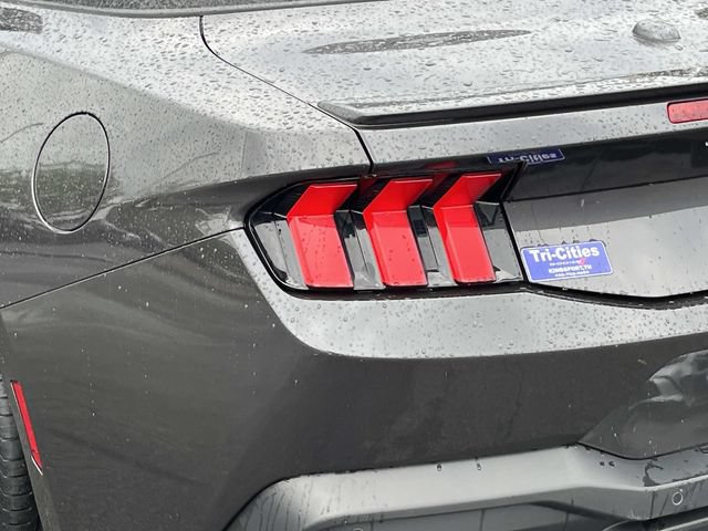 Used 2024 Ford Mustang Premium RWD image 5