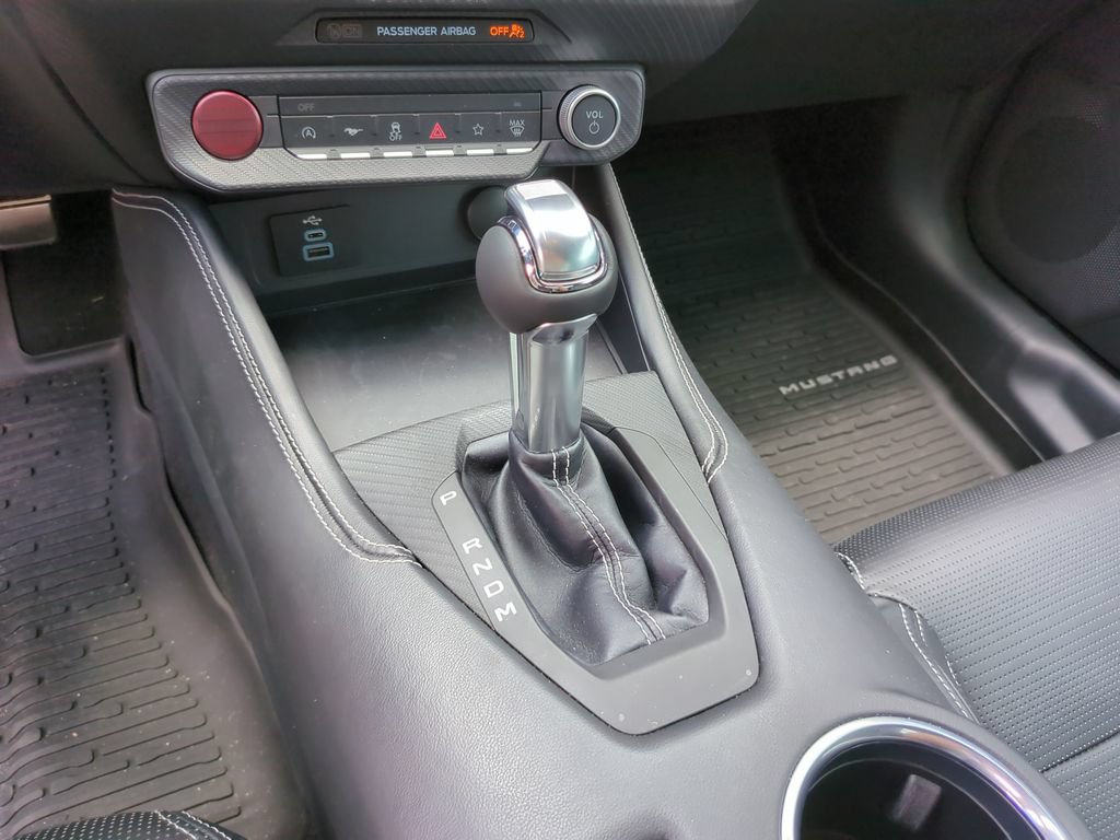 Used 2025 Ford Mustang GT Premium RWD image 26