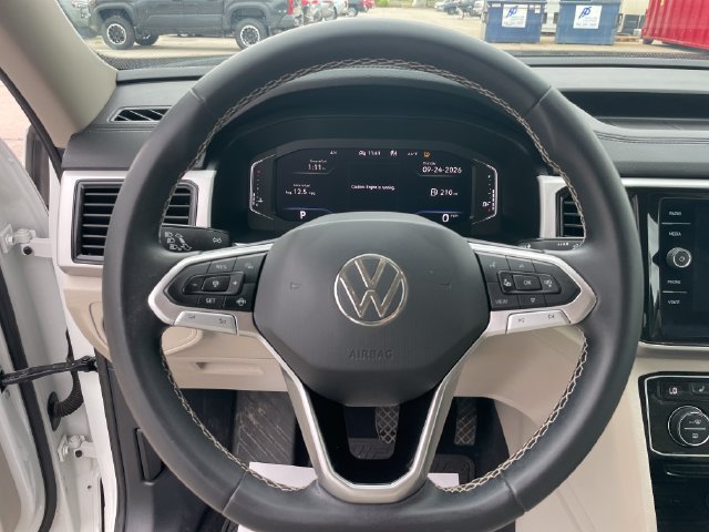Used 2023 Volkswagen Atlas SE AWD/4WD image 25